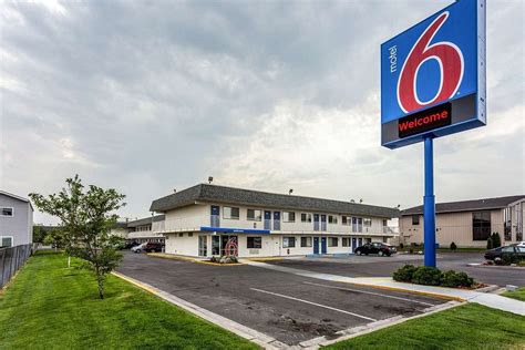 Renton, Bellevue, and Kirkland are within a short drive. . Motel6 near me